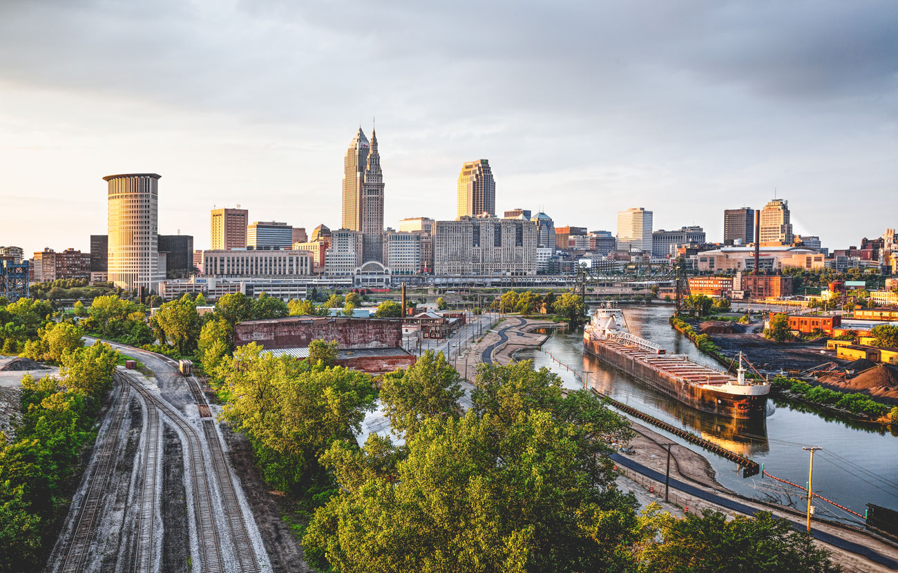 The cityscape of Cleveland, Ohio adorned with greenery.