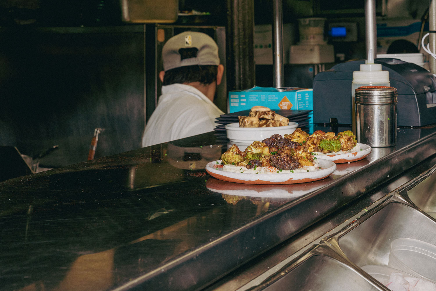 The busy front of Salinas.