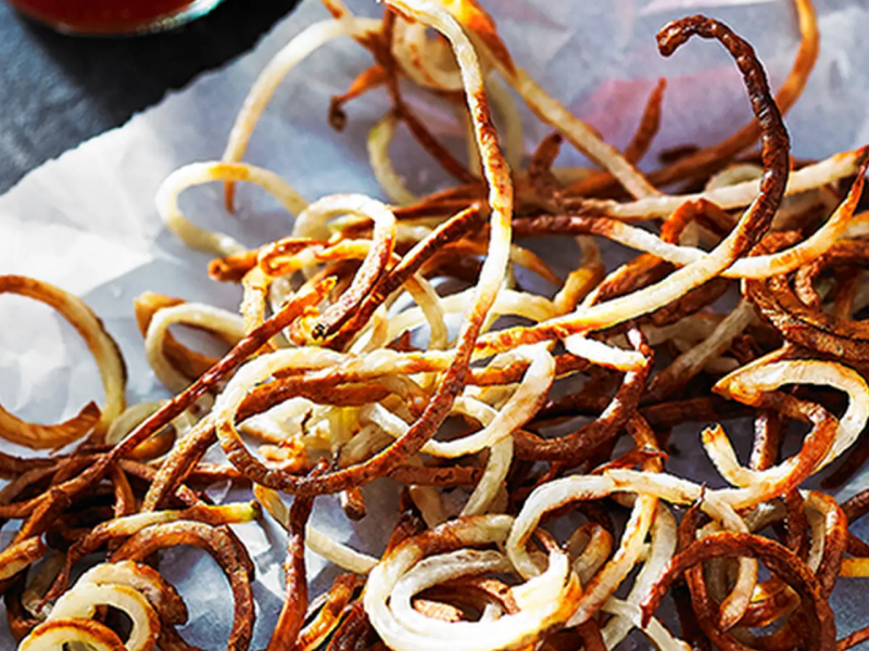 Shoestring potatoes