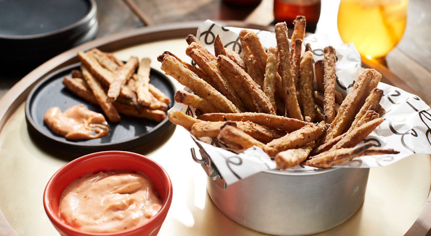 Fries with dipping sauce Fries with dipping sauce