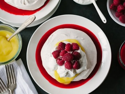 Lemon and Raspberry Pavlova image from Yummly