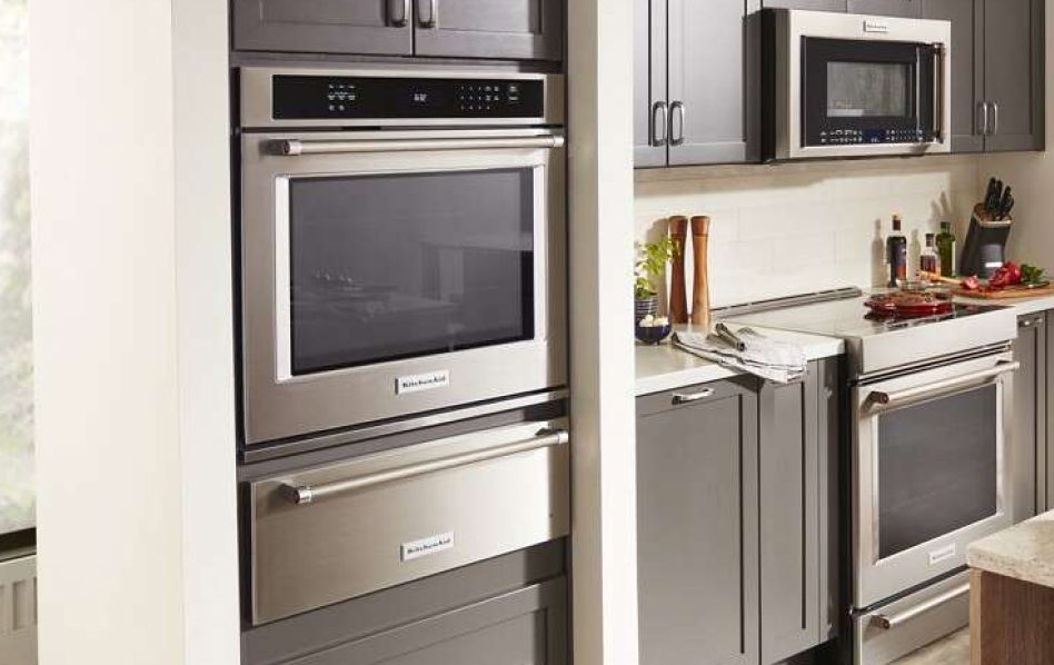 KitchenAid® wall oven in a kitchen KitchenAid® wall oven in a kitchen