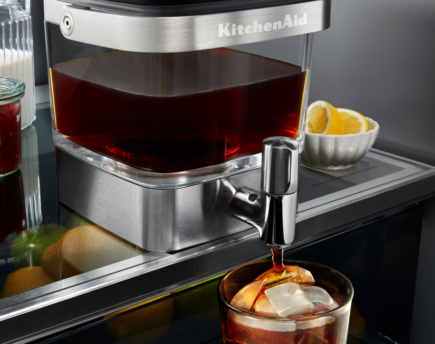 Cold brew made with a KitchenAid® cold brew maker Cold brew made with a KitchenAid® cold brew maker