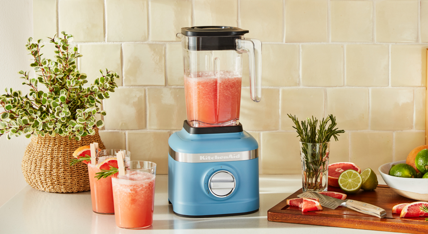 Blending a frozen cocktail in a KitchenAid® blender Blending a frozen cocktail in a KitchenAid® blender