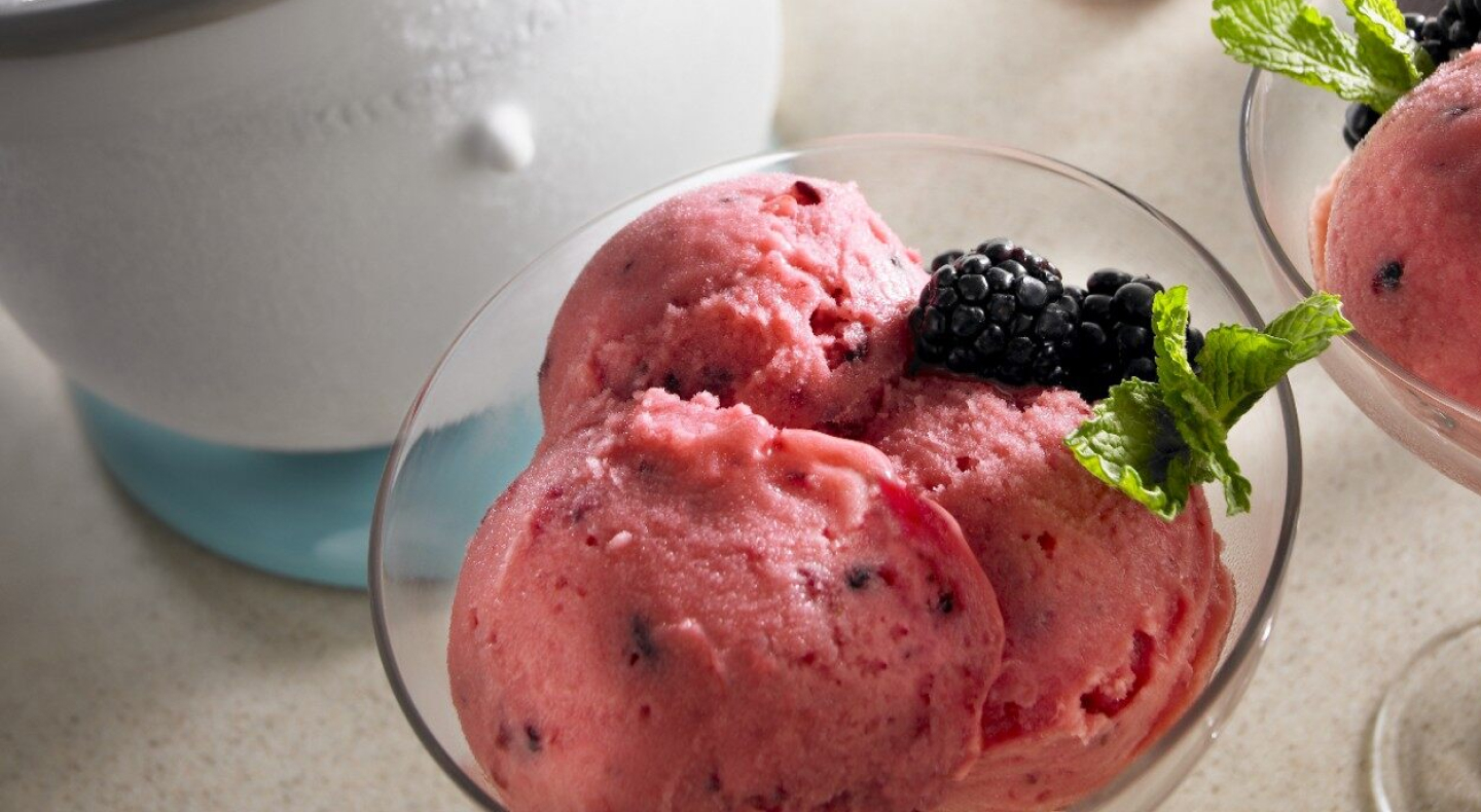 Blackberry sorbet in a glass bowl Blackberry sorbet in a glass bowl
