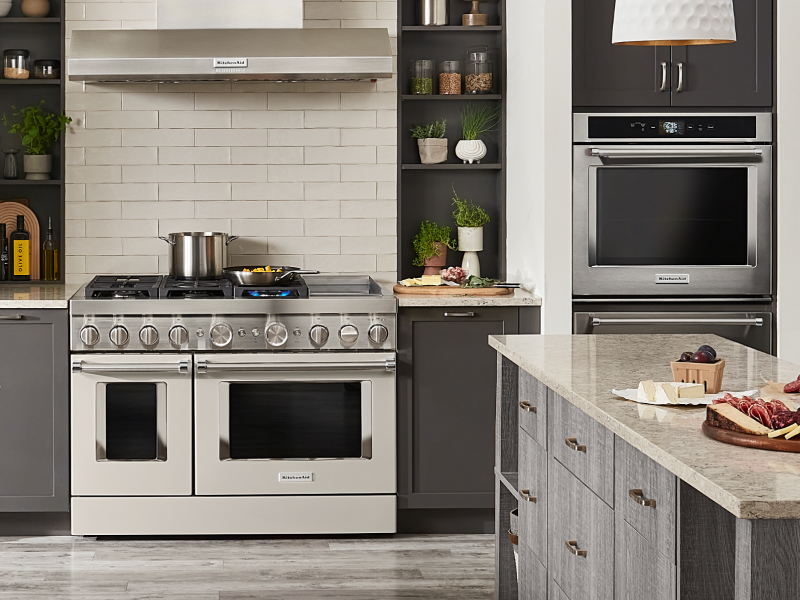 KitchenAid® wall oven and KitchenAid® commercial-grade gas range KitchenAid® wall oven and KitchenAid® commercial-grade gas range