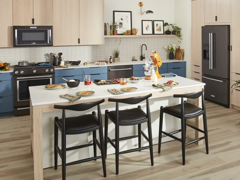 Kitchen with black stainless appliances Kitchen with black stainless appliances