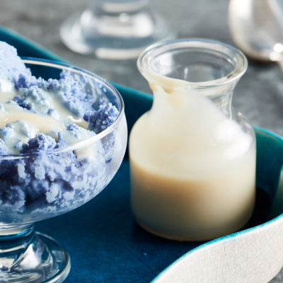  Shaved ice with sweetened condensed milk