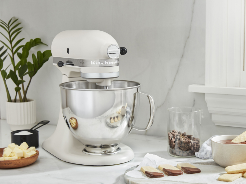 Stainless steel KitchenAid® tilt-head stand mixer Stainless steel KitchenAid® tilt-head stand mixer