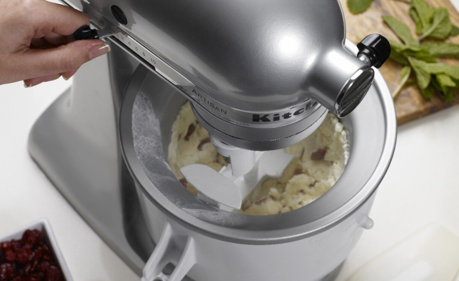 Churning ice cream inside a KitchenAid® Ice Cream Maker attachment bowl Churning ice cream inside a KitchenAid® Ice Cream Maker attachment bowl