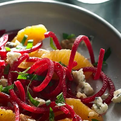 Beet, orange and walnut salad from Yummly recipe