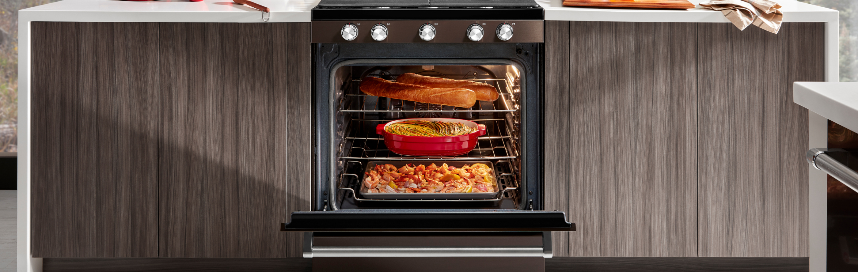 Open range with several dishes inside