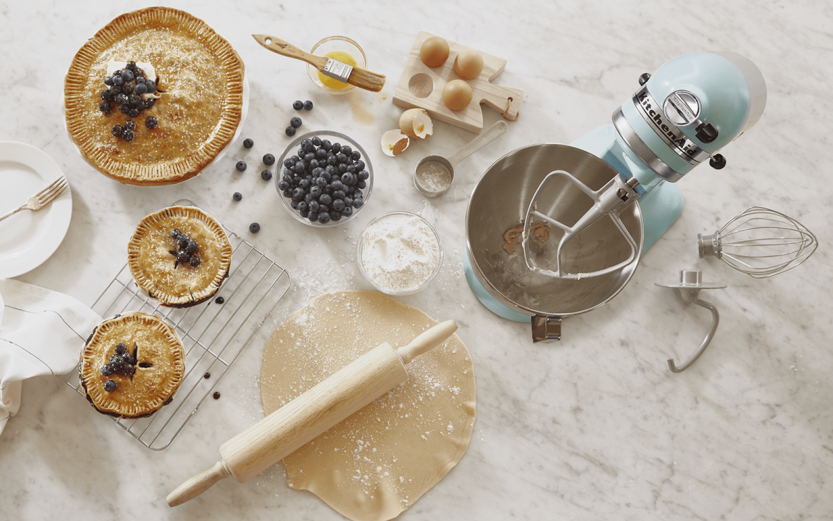 Stand mixer with pie crust ingredients Stand mixer with pie crust ingredients