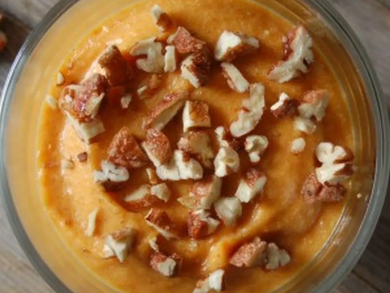 Pumpkin mousse with maple-glazed pecans