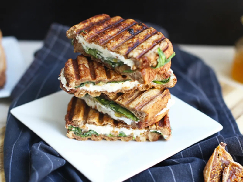 Grilled cheese sandwich