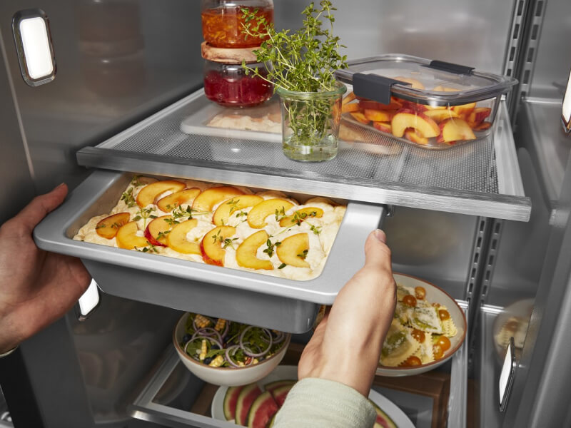 Person using an adjustable shelf