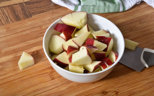 Chopped apples in a bowl