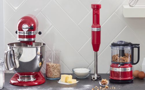 Learn the differences between an immersion blender and food processor