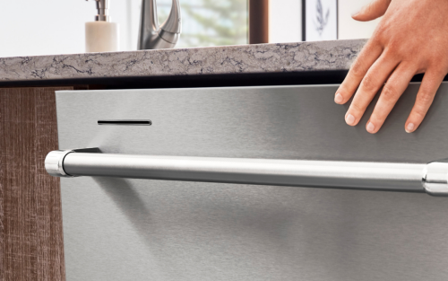 How to Clean Stainless Steel Appliances in 4 Steps