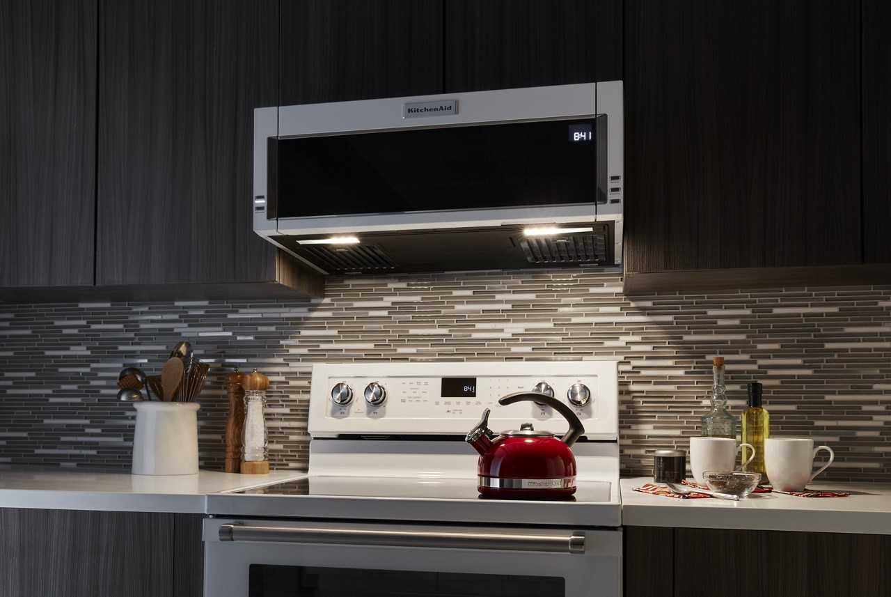 feature-p170805-72z feature-p170805-72z