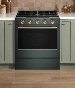 A Juniper Range in a contemporary kitchen.