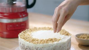 kitchenaid-2018-KFP0718_Recipes_CarrotCake
