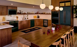 An inviting, stylish space with KitchenAid® appliances