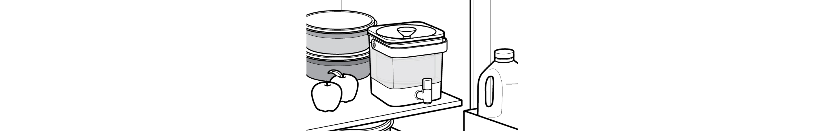 Cold brew coffee maker in refrigerator